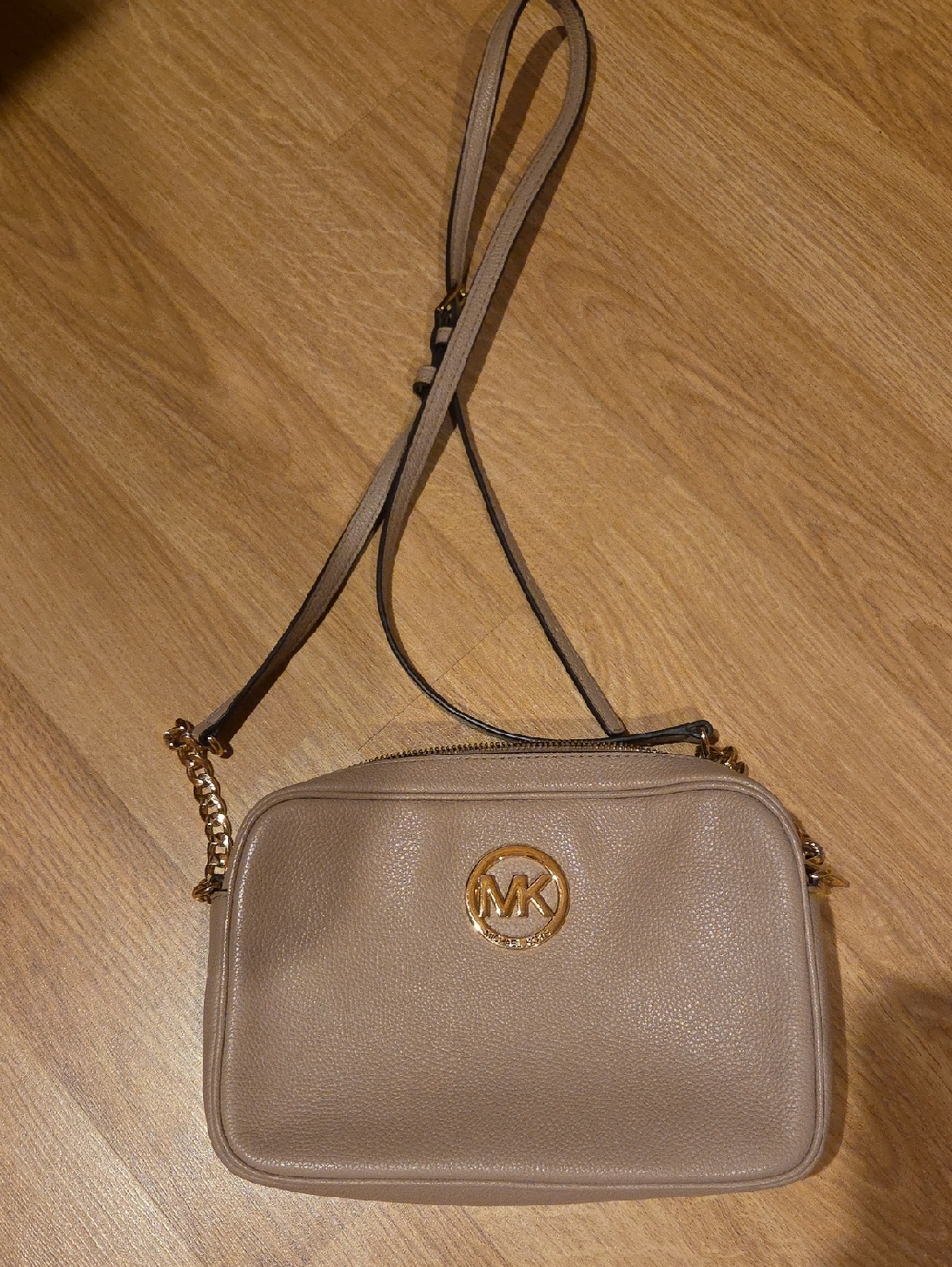 Michael Kors Dusty Rose Leather Crossbody with Gold MK Emblem